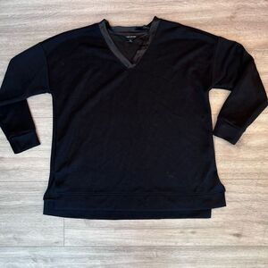 The Limited Womens Black‎ Long Sleeve Yummy V-Neck Tunic Top Large